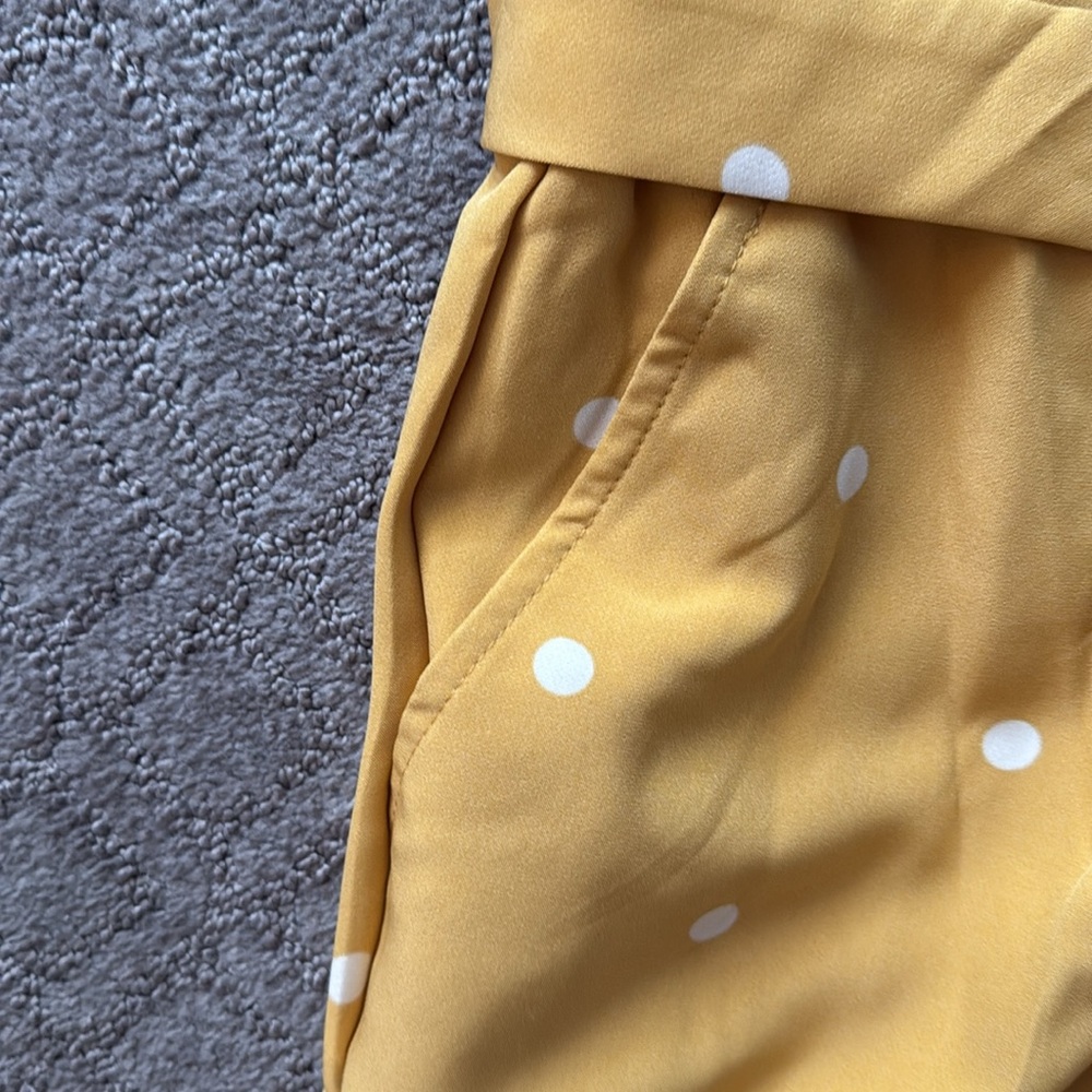 T.J.Maxx Mustard Trousers with Belt - Picture 4 of 5